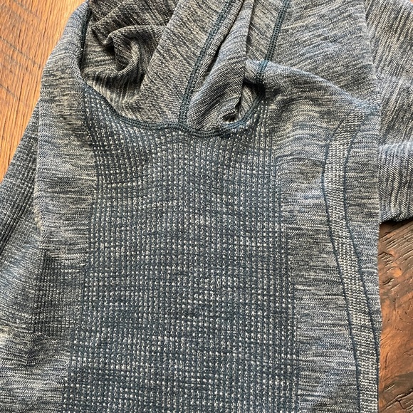 Lululemon Swiftly Tech Long Sleeve Crew - Picture 8 of 12
